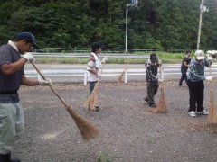 町内会の清掃活動